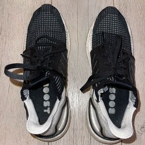 Women’s Adidas Ultraboost black size 8 1/2